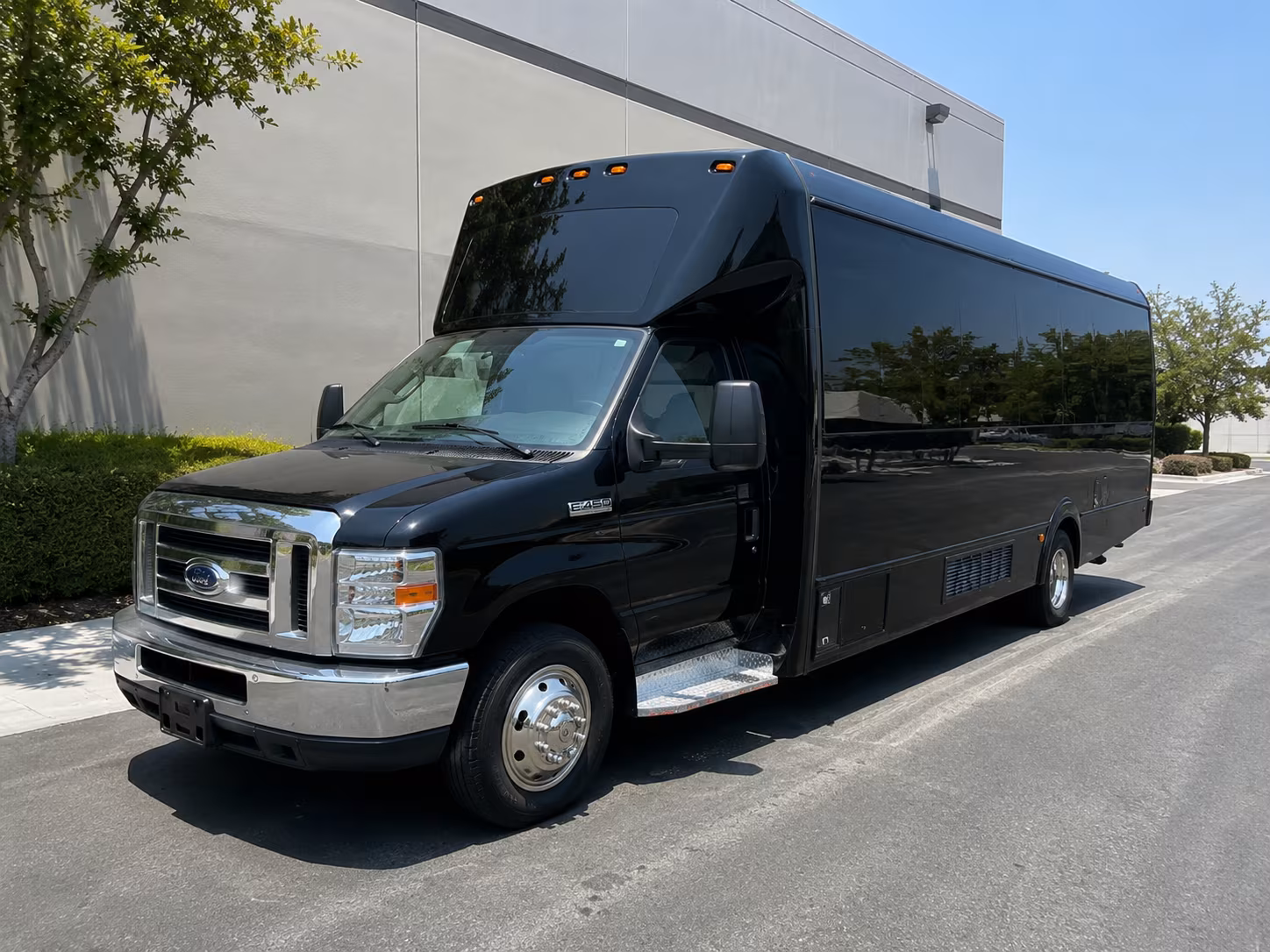 sugar land houstons midtown washington party bus rental